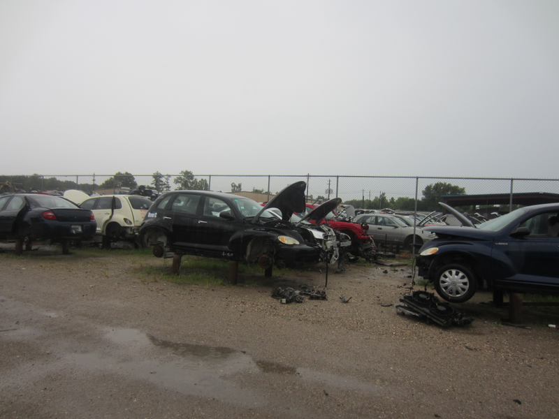Illustration for article titled Lookin' through a junkyard